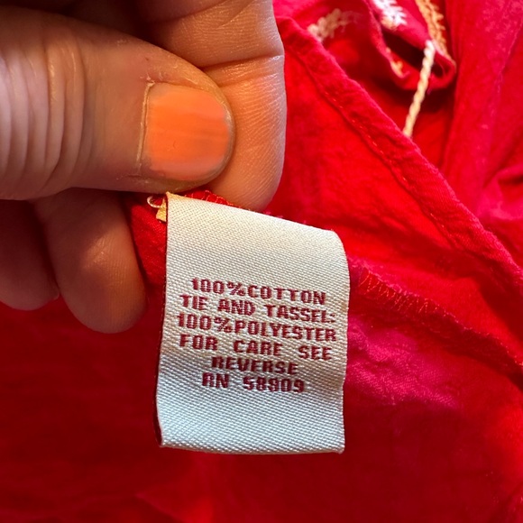 Embroidered red boho top, size L - Picture 5 of 8